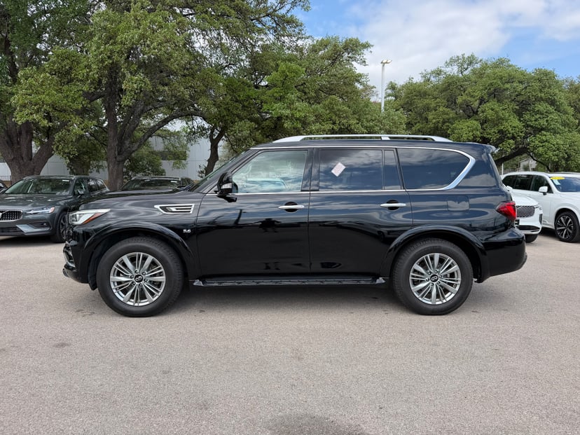 2019 INFINITI QX80 - Image 2