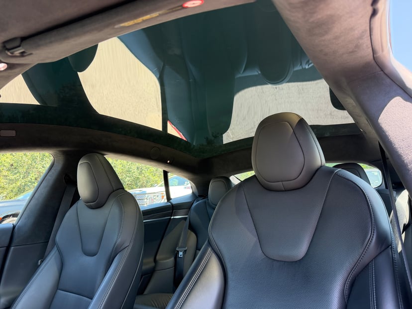 2021 Tesla Model S - Image 20