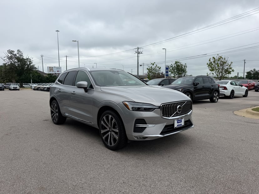 2023 Volvo XC60 - Image 6