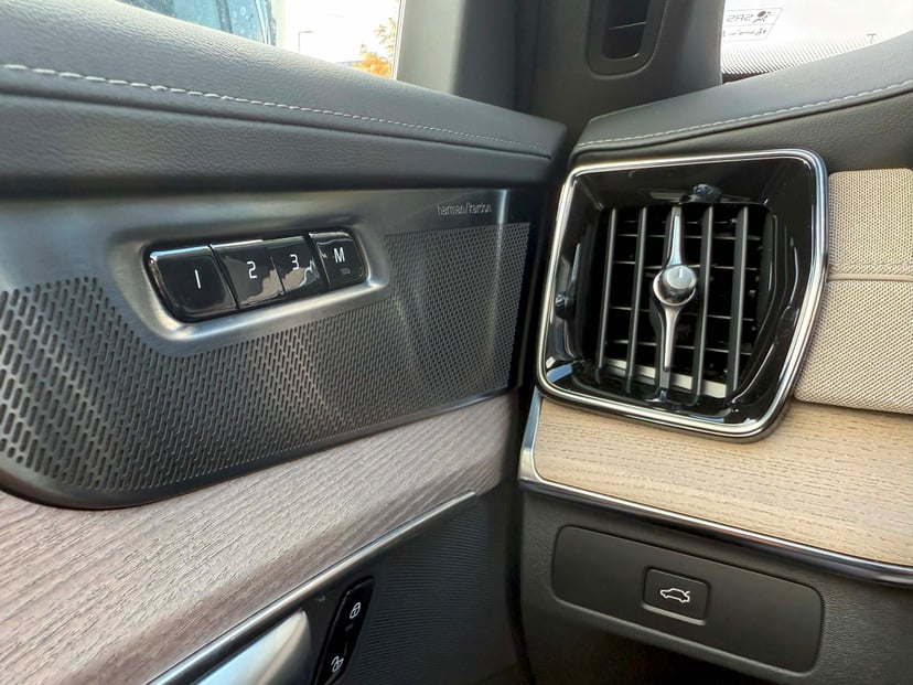 2026 Volvo XC90 - Image 19