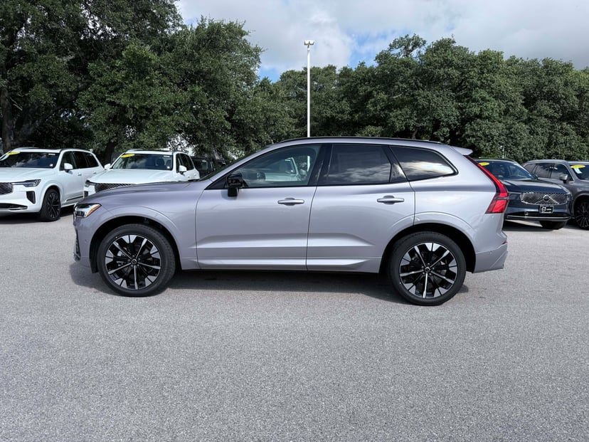 2026 Volvo XC60 - Image 2