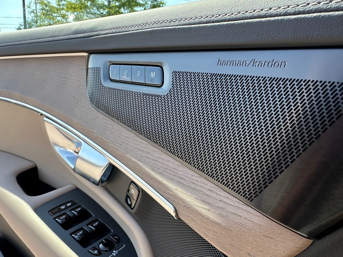 2026 Volvo XC90 - Image 19