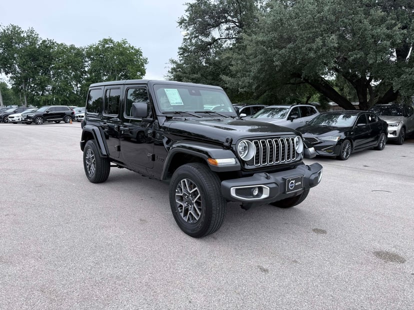 2025 Jeep Wrangler - Image 8