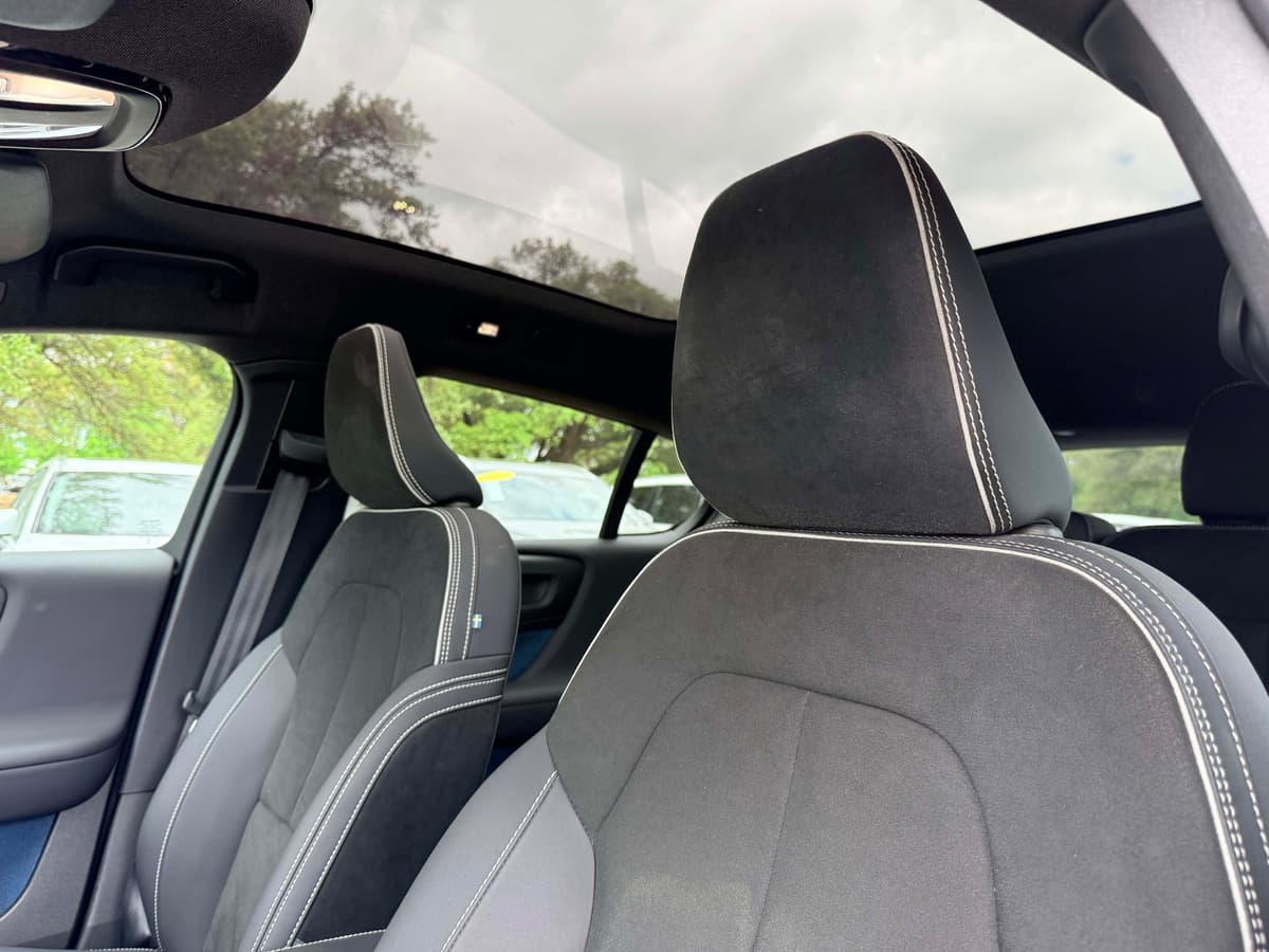 2023 Volvo C40 Recharge Pure Electric - Image 12