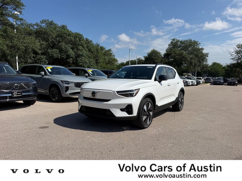 2026 Volvo EX40 - Image 2