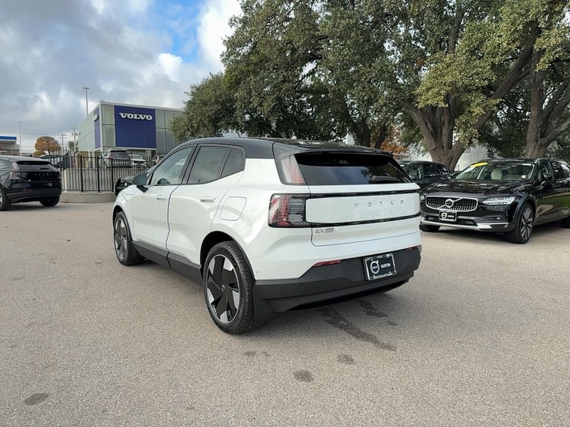 2025 Volvo EX30 - Image 2