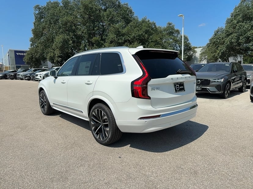 2025 Volvo XC90 - Image 3