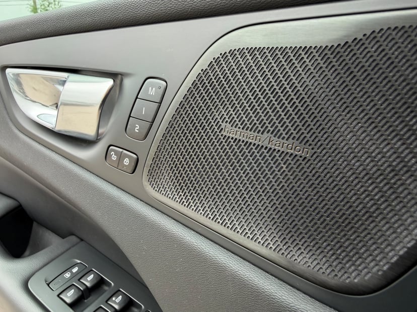 2023 Volvo XC60 - Image 23