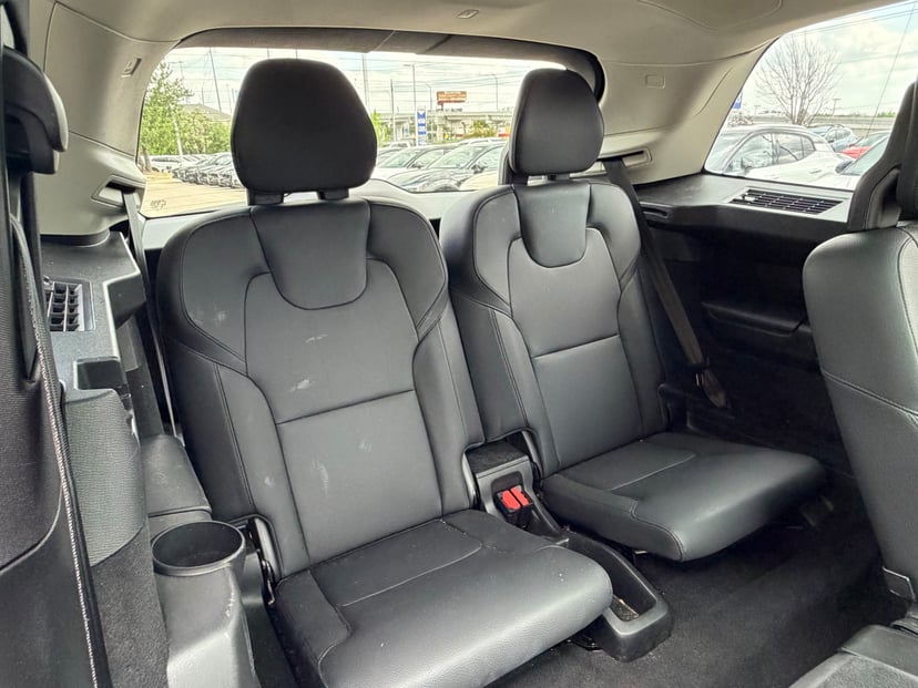 2024 Volvo XC90 plug-in hybrid - Image 12