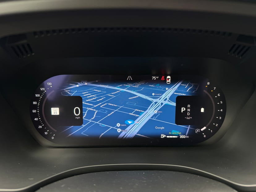 2023 Volvo XC60 - Image 17