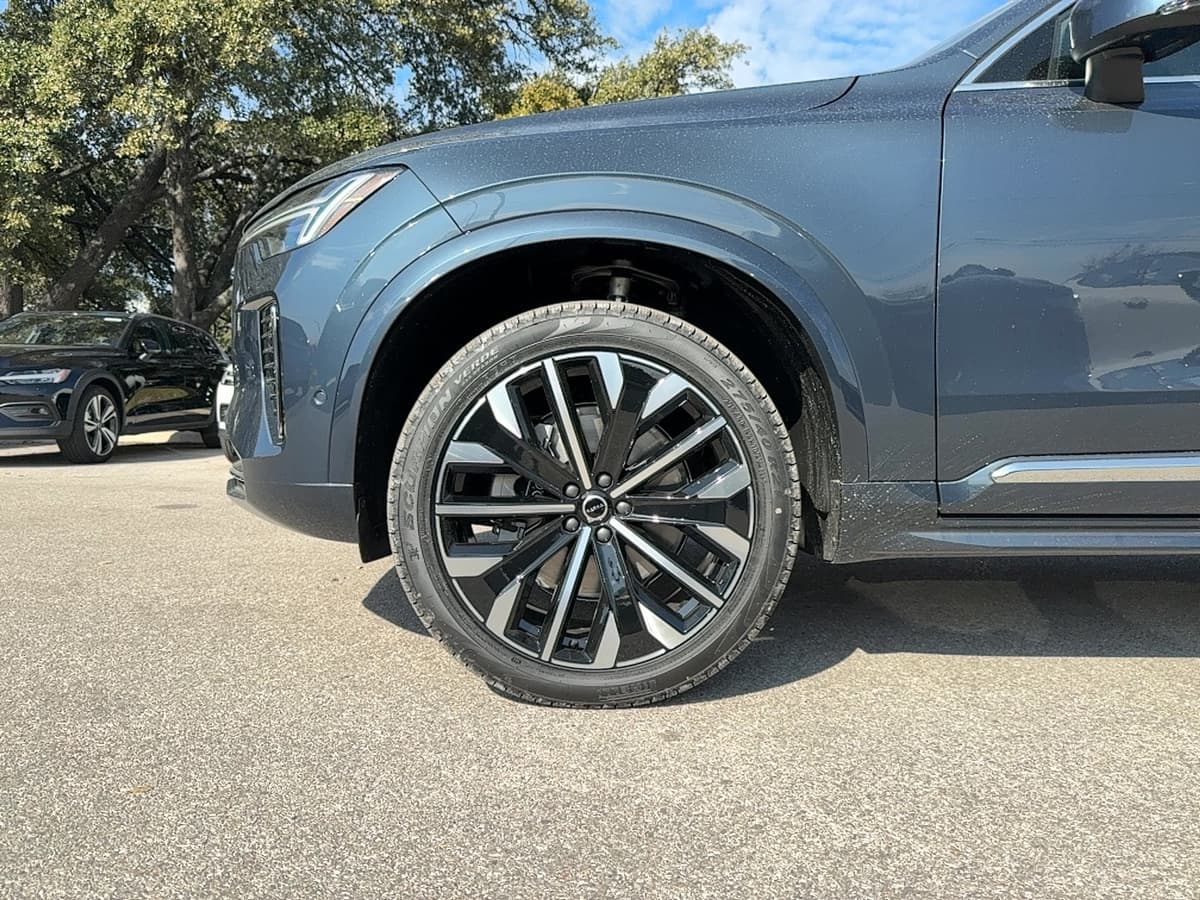 2026 Volvo XC90 - Image 8