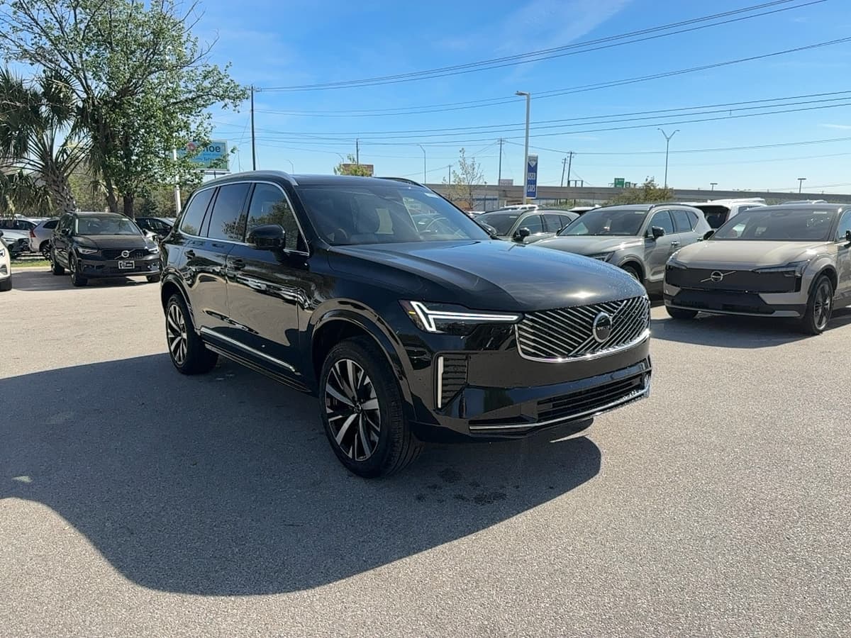 2026 Volvo XC90 - Image 6