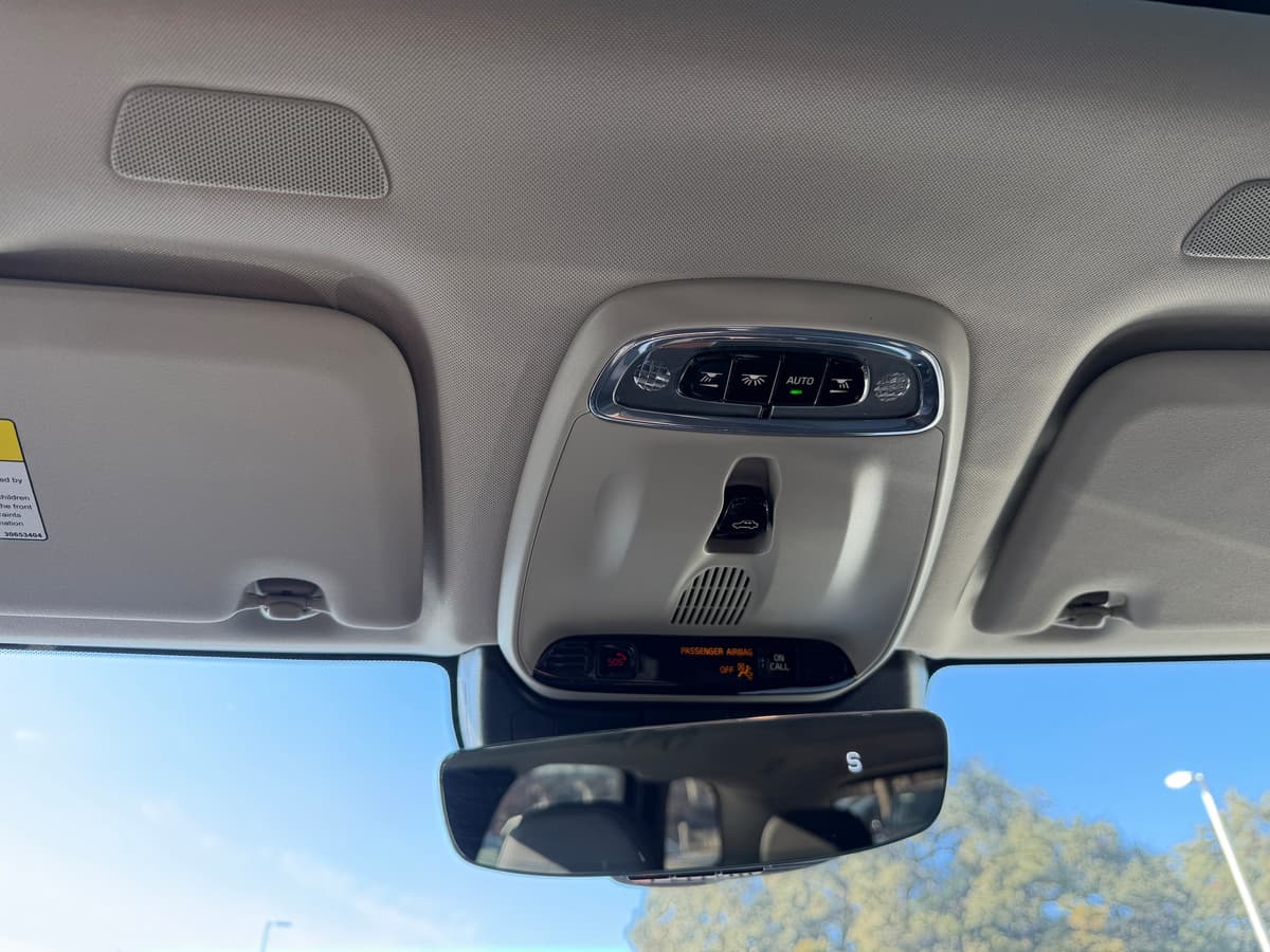 2020 Volvo XC60 - Image 22