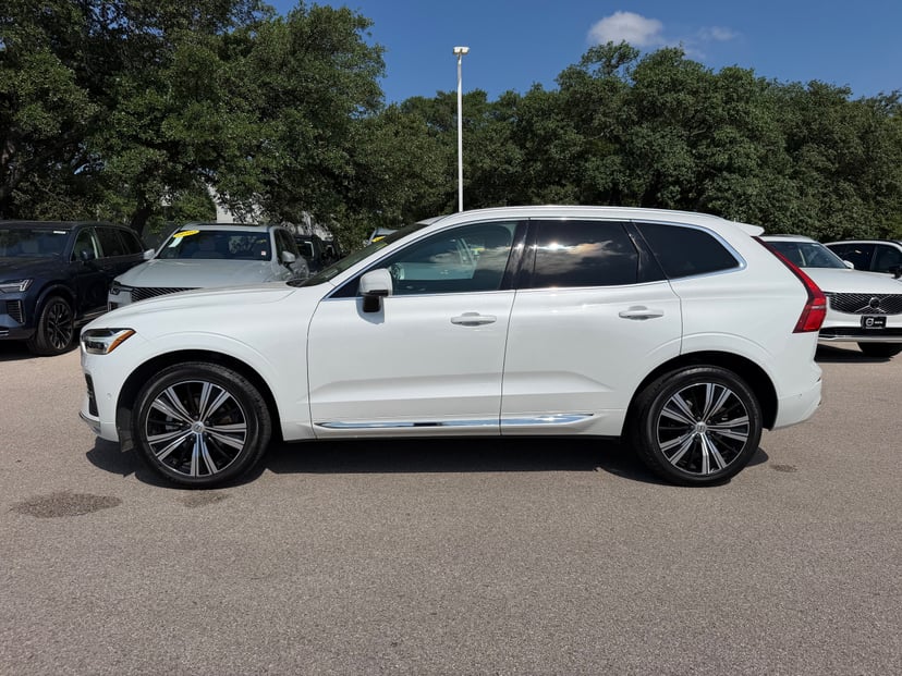 2023 Volvo XC60 - Image 2
