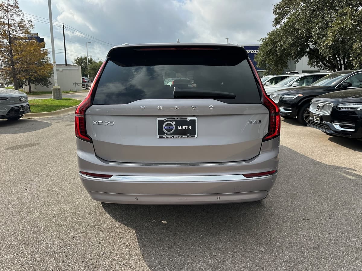 2026 Volvo XC90 - Image 5