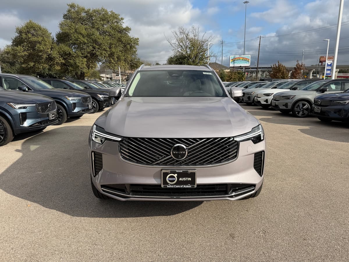 2026 Volvo XC90 - Image 6