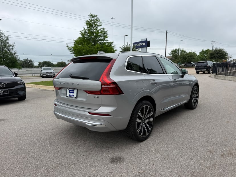 2023 Volvo XC60 - Image 5