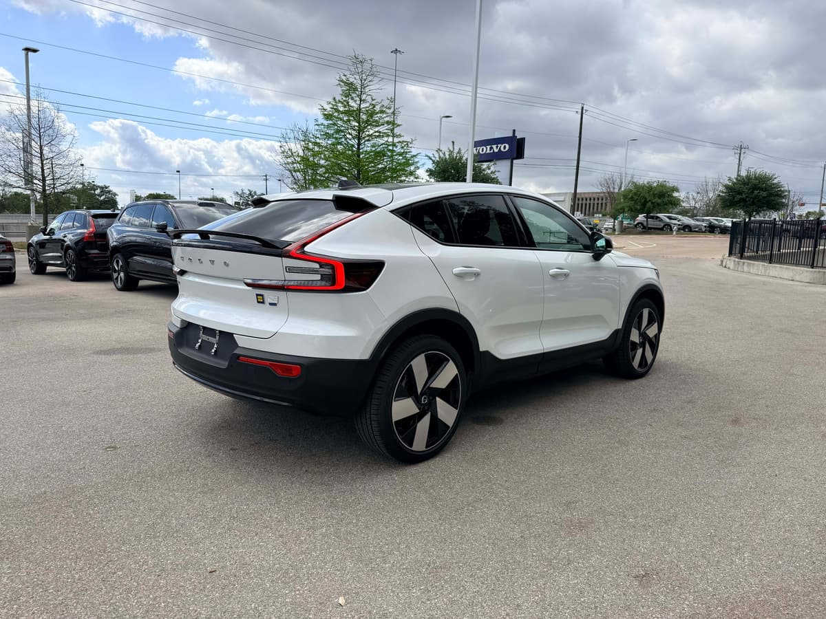 2023 Volvo C40 Recharge Pure Electric - Image 6