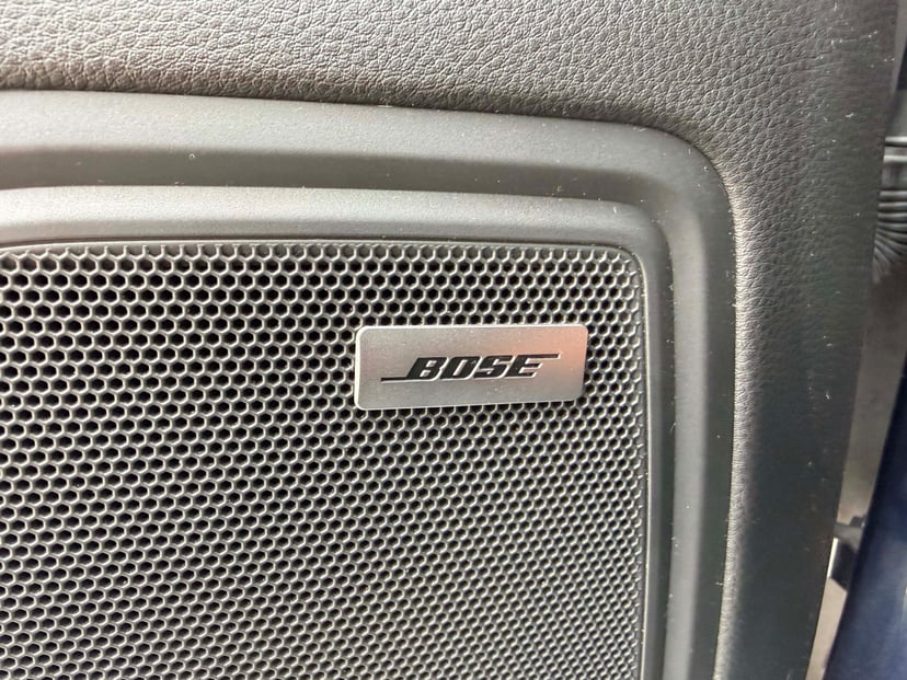 2018 Porsche Macan - Image 19