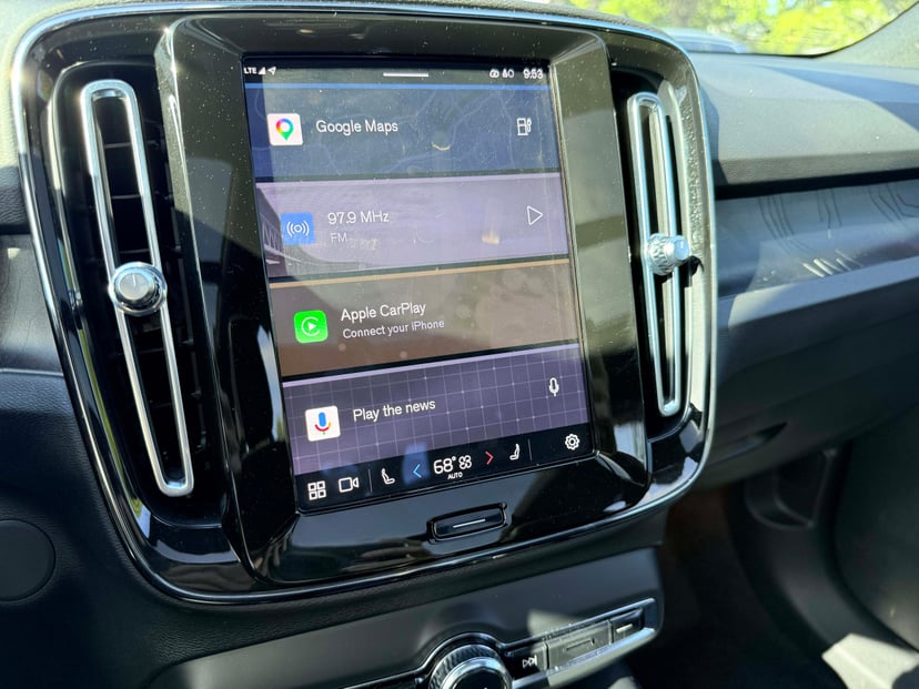 2023 Volvo XC40 Recharge Pure Electric - Image 18