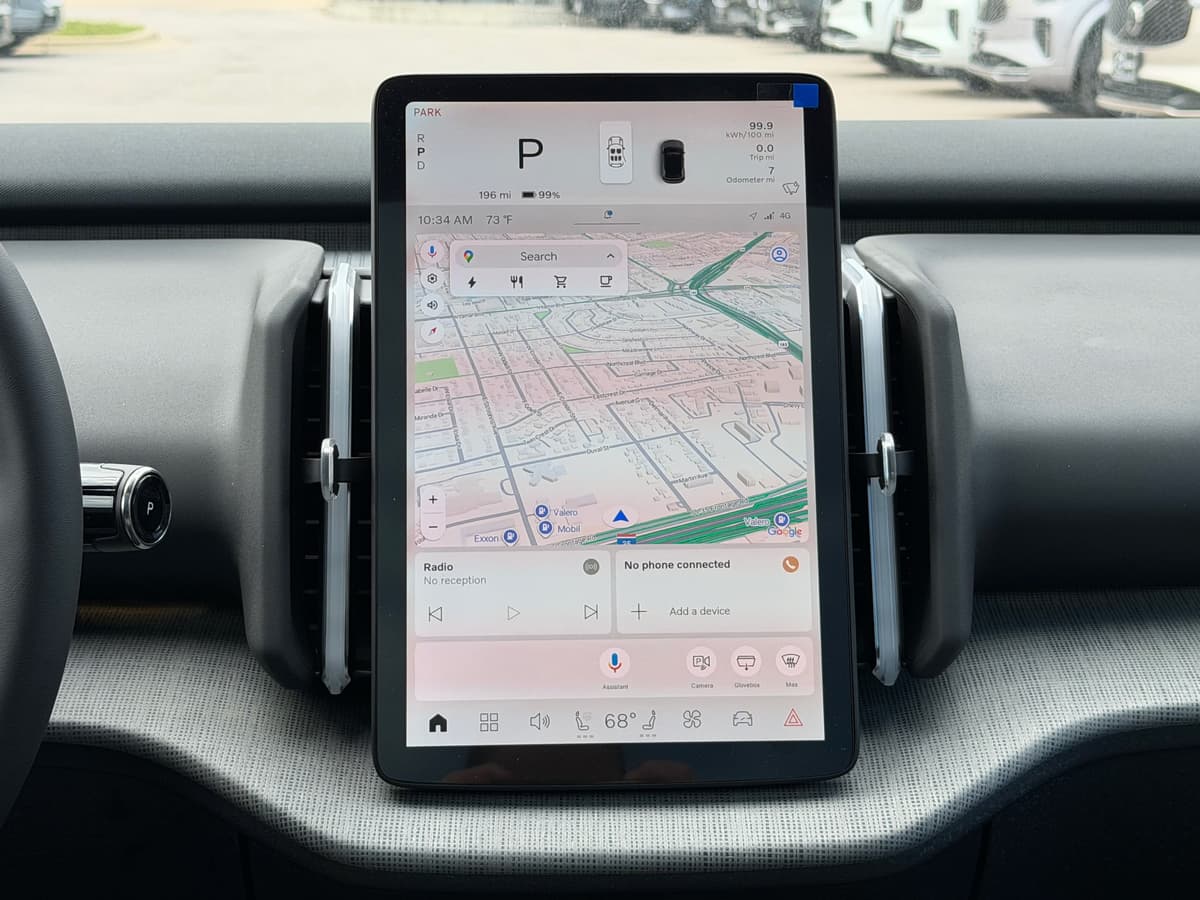 2026 Volvo EX30 Cross Country - Image 13