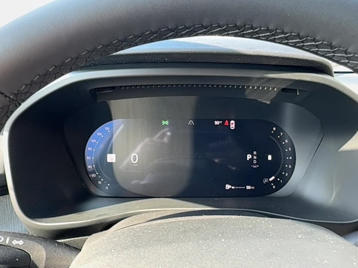 2026 Volvo XC40 - Image 20