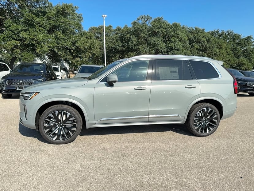 2026 Volvo XC90 - Image 1