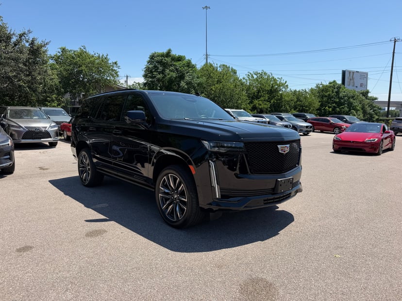 2024 CADILLAC Escalade - Image 7
