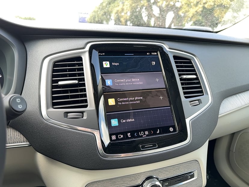 2025 Volvo XC90 plug-in hybrid - Image 19
