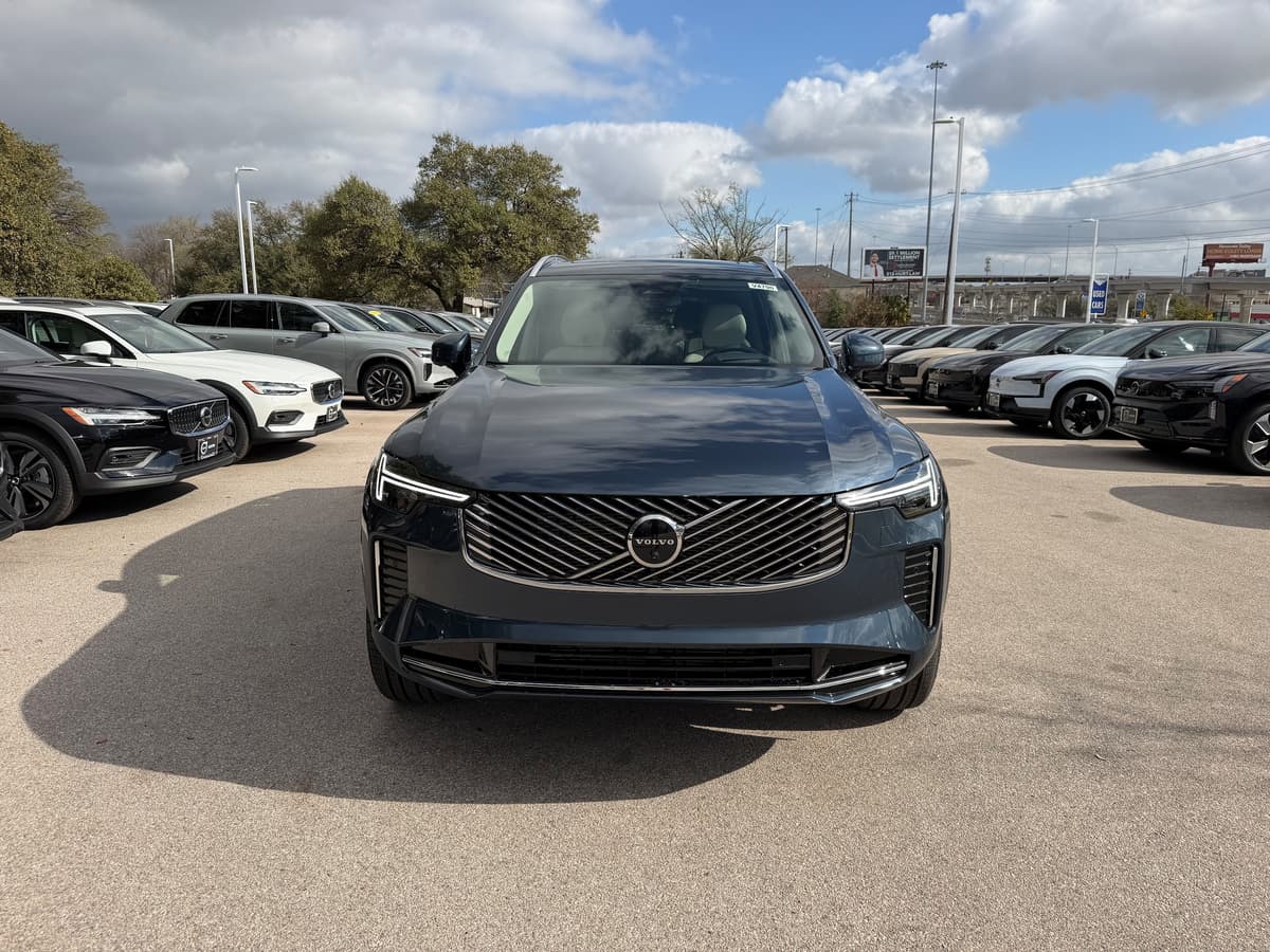 2026 Volvo XC90 - Image 6