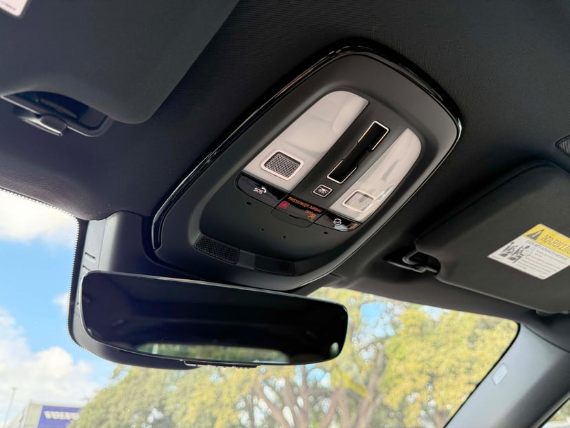 2026 Volvo XC90 - Image 25