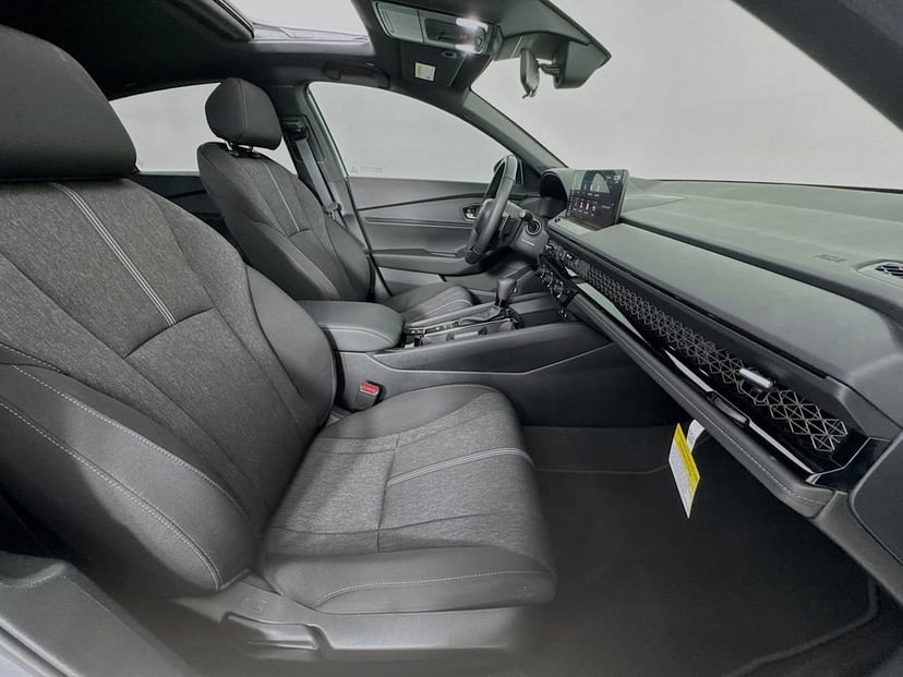 2025 Honda Accord Hybrid - Image 37