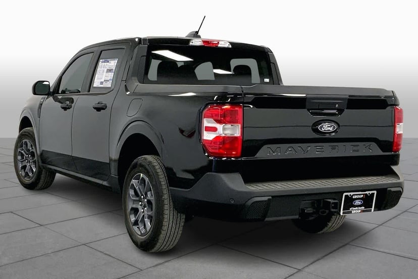 2026 Ford Maverick - Image 11