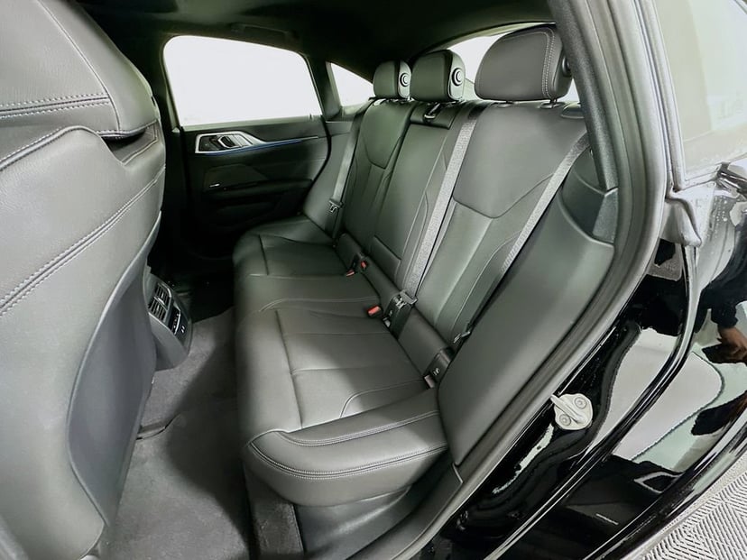 2026 BMW i4 - Image 17