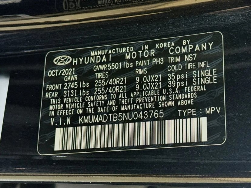 2022 Genesis GV70 - Image 41