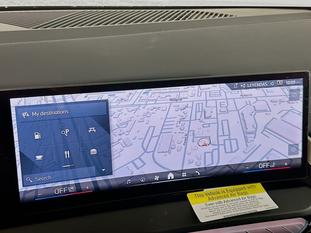 2025 BMW X3 - Image 12