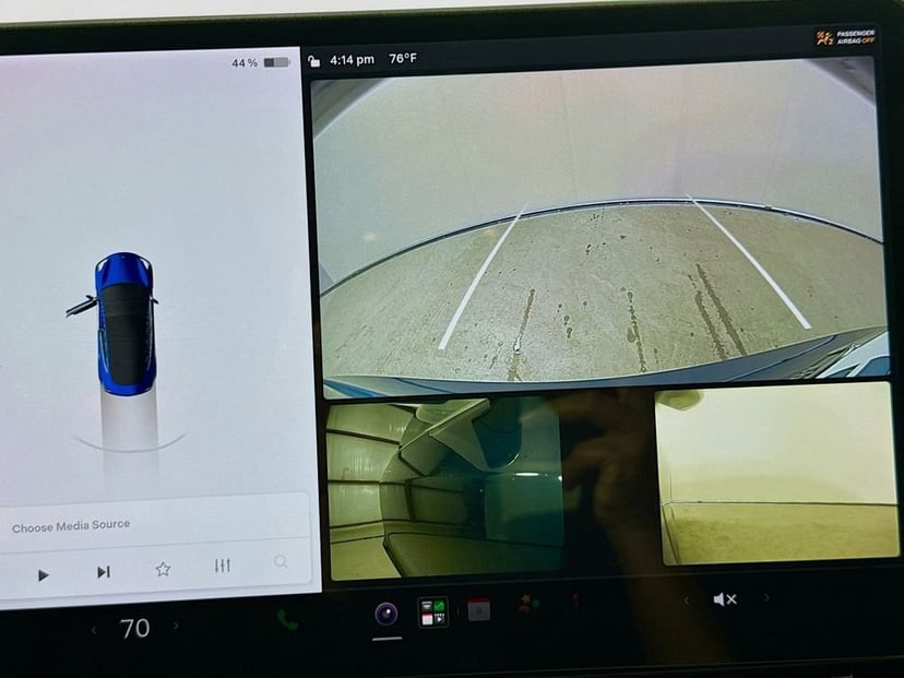 2018 Tesla Model 3 - Image 17