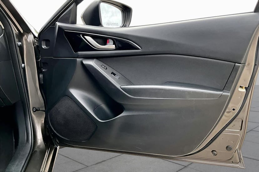 2016 Mazda Mazda3 - Image 23