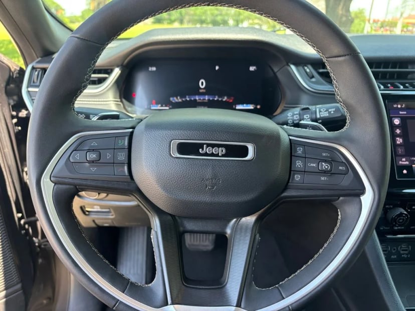 2024 Jeep Grand Cherokee - Image 8