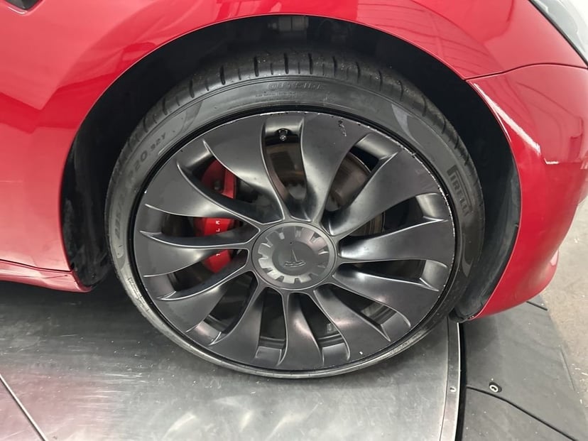 2023 Tesla Model 3 - Image 9