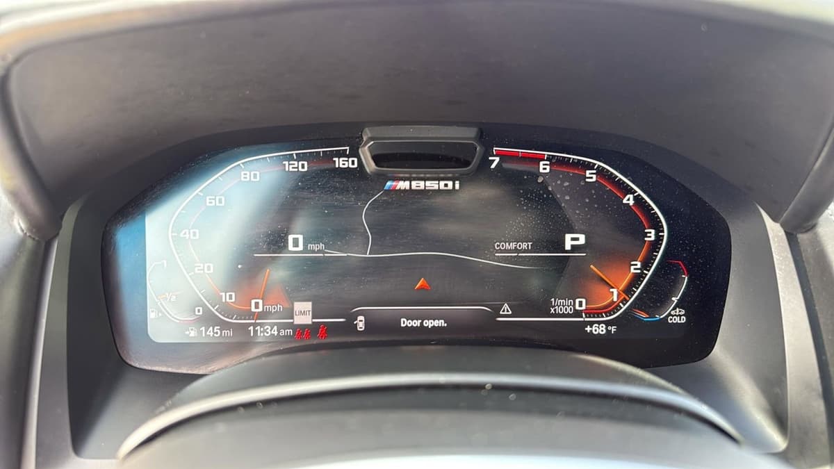 2020 BMW 8 Series - Image 14