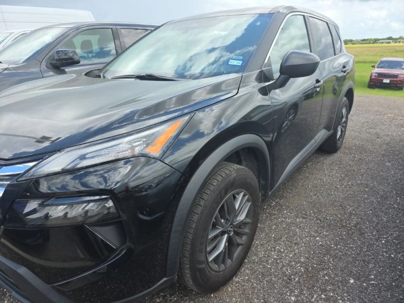 2024 Nissan Rogue - Image 1