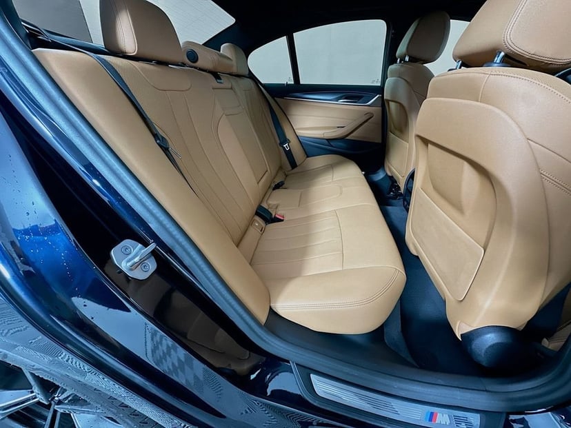 2023 BMW 5 Series - Image 27