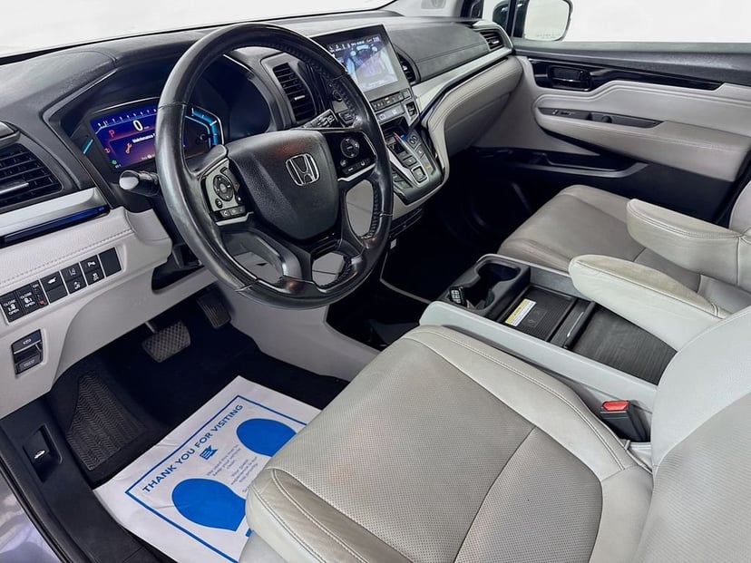 2018 Honda Odyssey - Image 11
