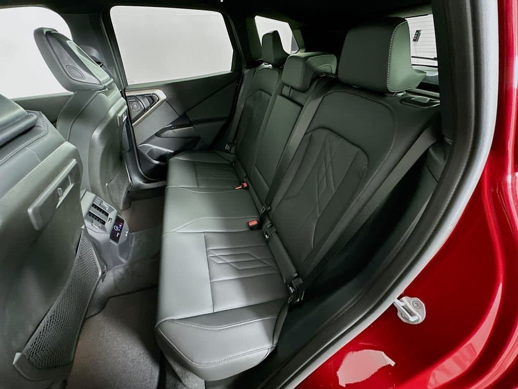 2025 BMW X3 - Image 17