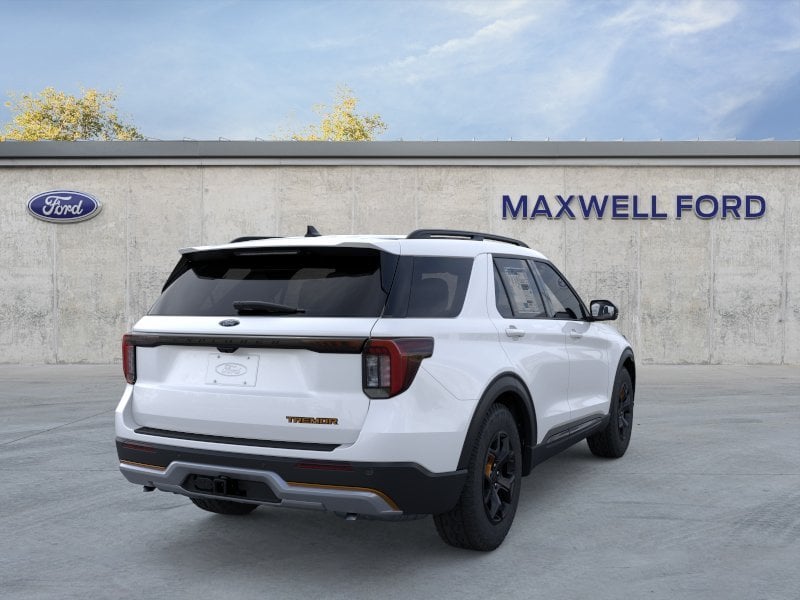 2026 Ford Explorer - Image 21