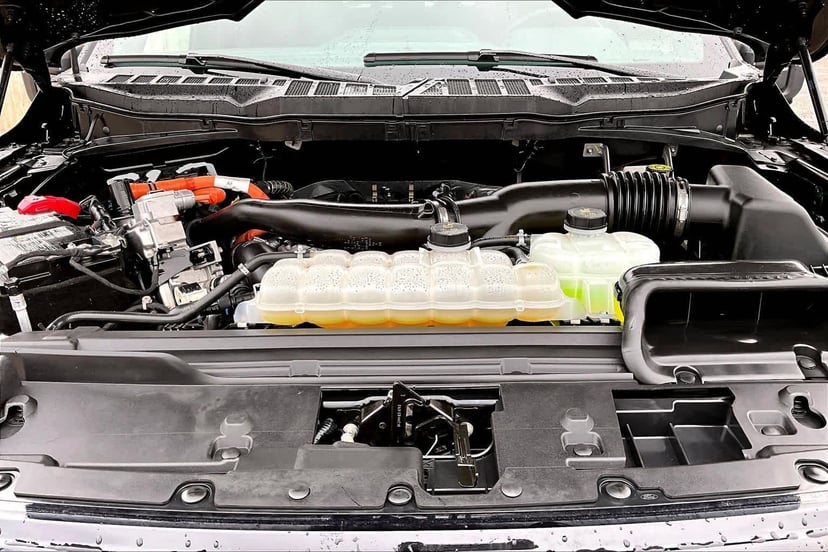 2025 Ford F-150 - Image 32