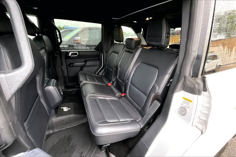 2025 Ford Bronco - Image 21