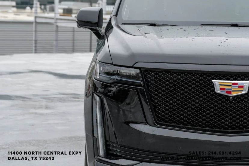 2021 Cadillac Escalade - Image 56