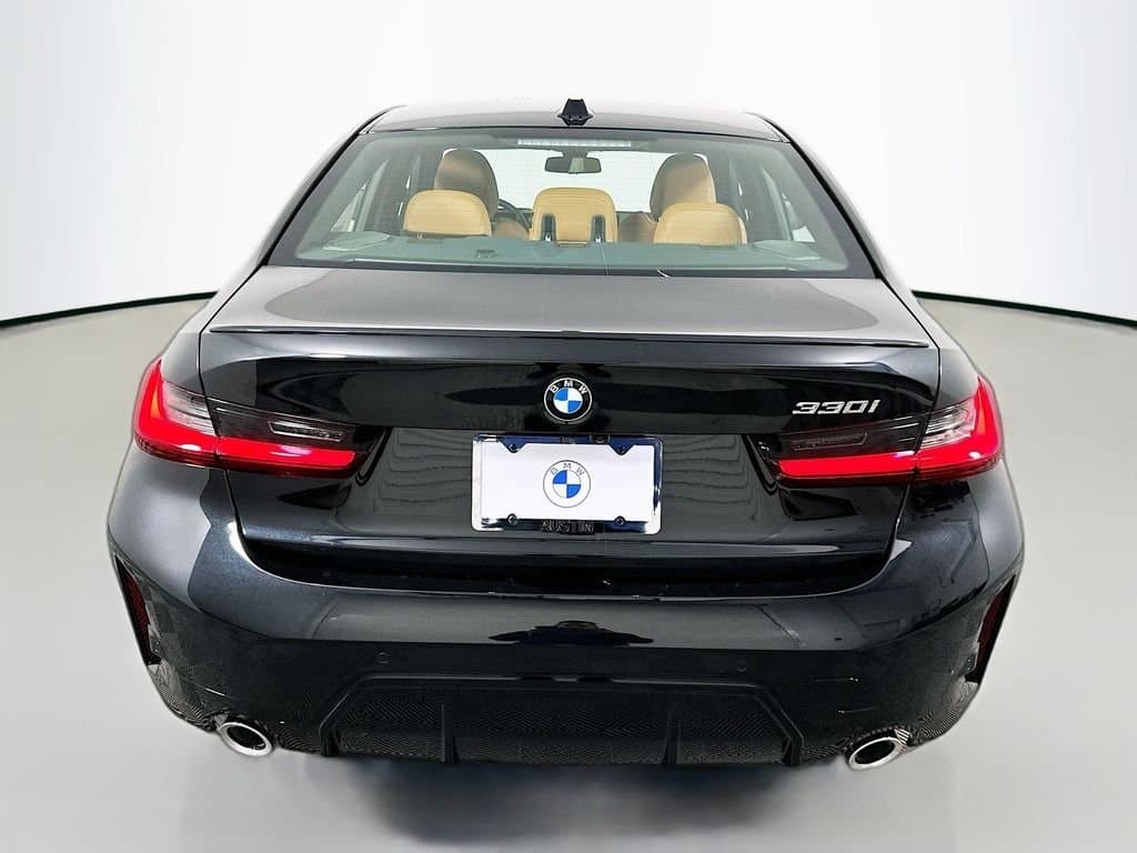 2026 BMW 3 Series - Image 6